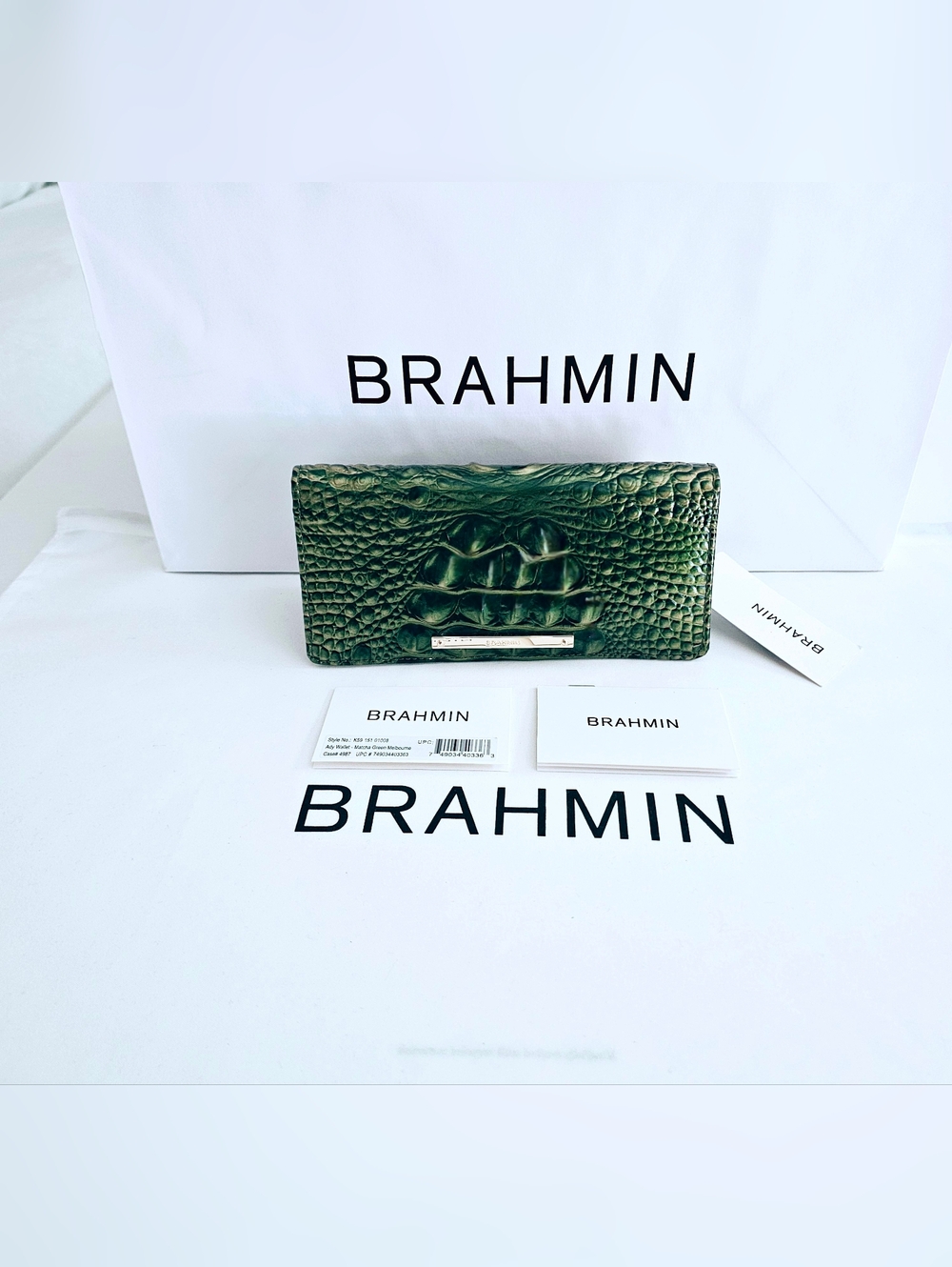 NWT Brahmin MATCHA GREEN Ady Wallet